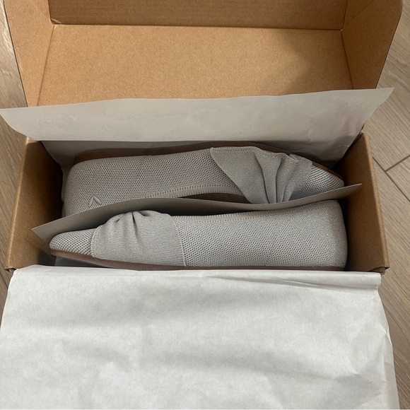 Vivaia Size 5.5 Azura Bow Flats Metallic Diamond - Picture 5 of 5